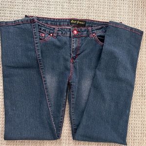 Women’s Vintage Out Jeans Straight Leg slim jeans Blue/Red stitching Size 11/12.